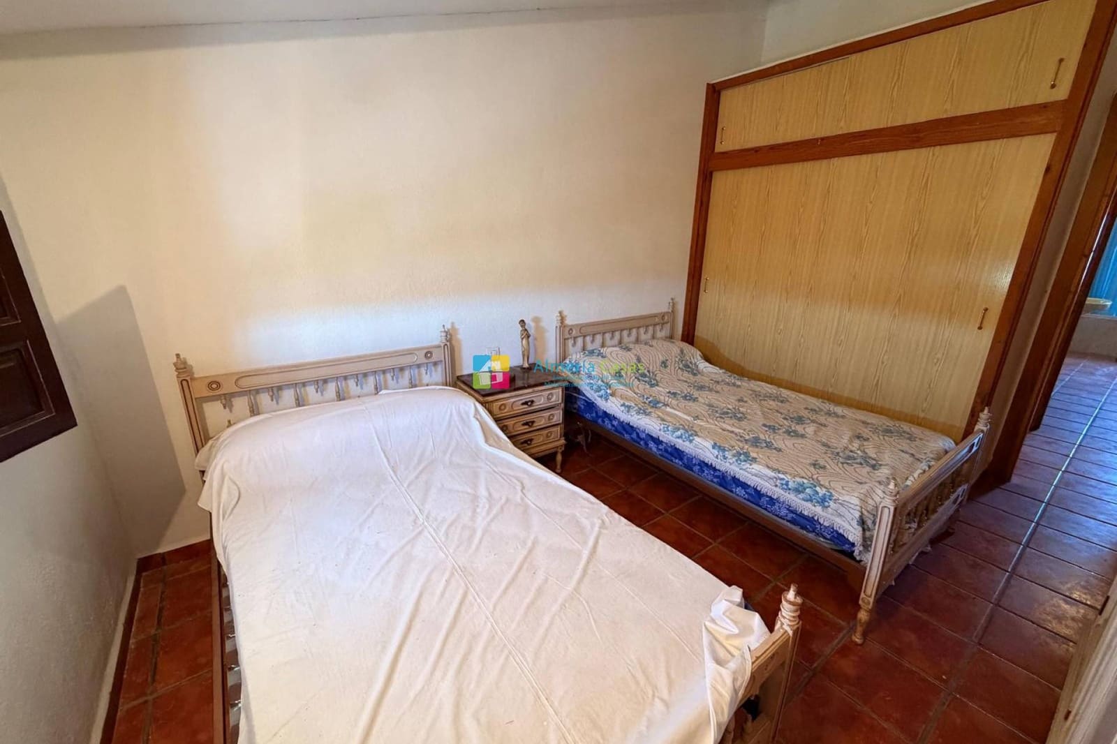 5 soveværelse Finca/Landehus til salg i Saliente Alto med garage - € 149.950 (Ref: 9789570)