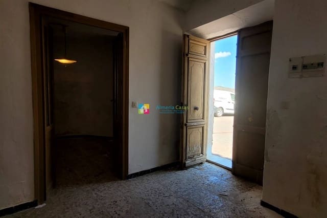 7 chambre Maison de Ville à vendre à Albanchez - 55 000 € (Ref: 9797709)