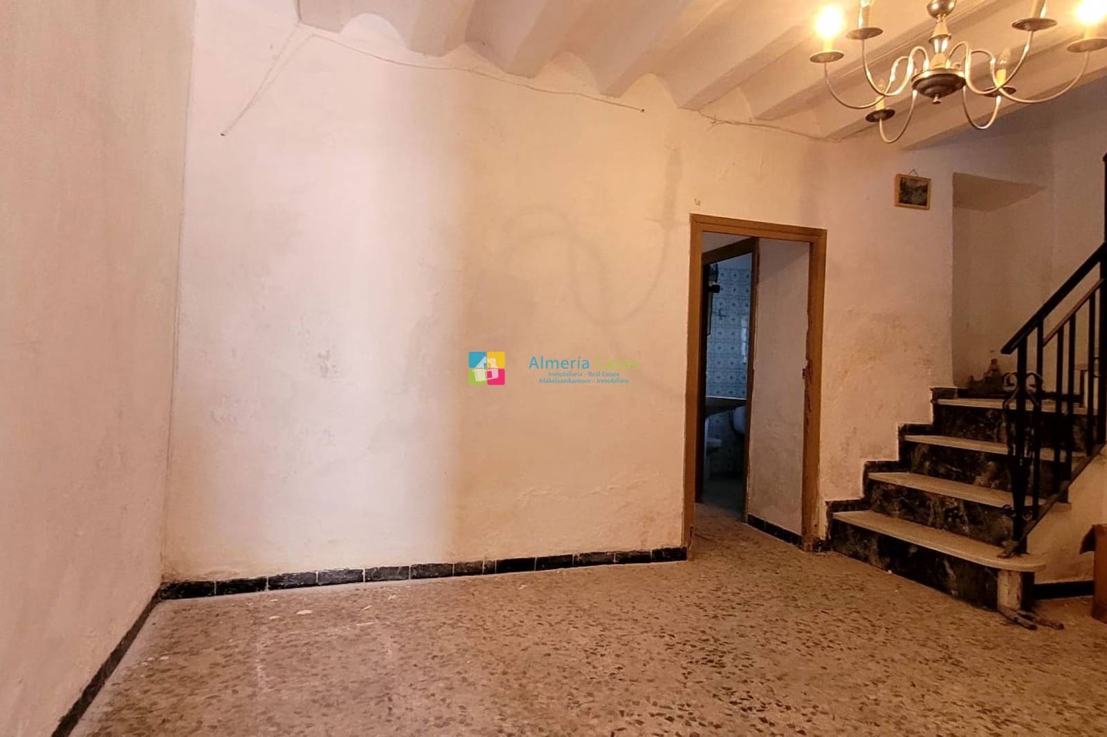 7 chambre Maison de Ville à vendre à Albanchez - 55 000 € (Ref: 9797709)