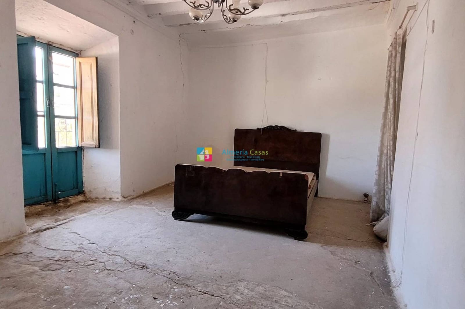 7 chambre Maison de Ville à vendre à Albanchez - 55 000 € (Ref: 9797709)