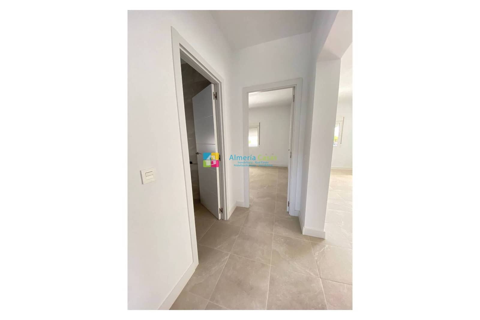 4 soveværelse Villa til salg i Zurgena med swimmingpool - € 294.000 (Ref: 9807081)