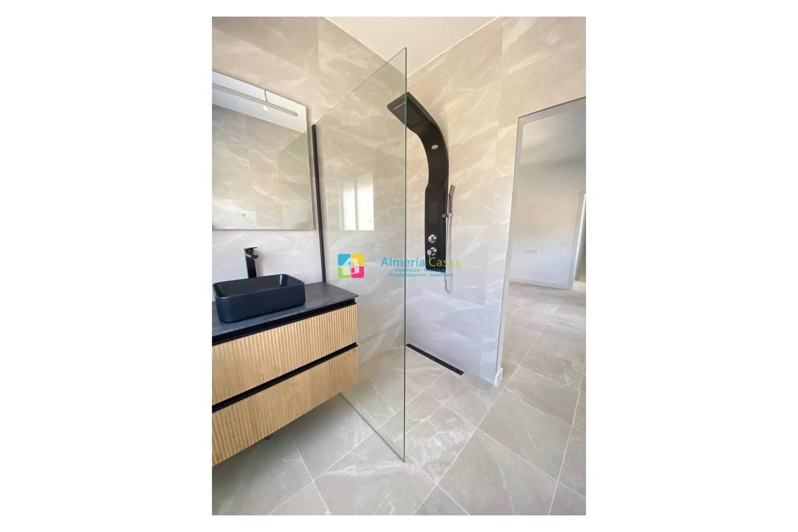 4 soveværelse Villa til salg i Zurgena med swimmingpool - € 294.000 (Ref: 9807081)