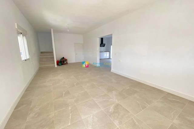 4 soveværelse Villa til salg i Zurgena med swimmingpool - € 294.000 (Ref: 9807081)