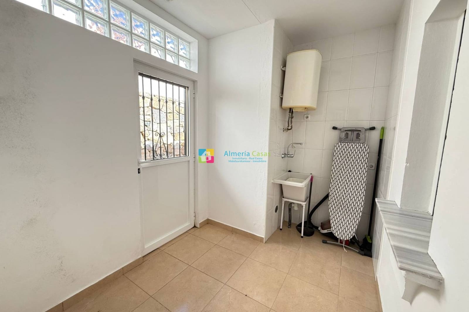 3 quarto Moradia para venda em Arboleas com piscina - 279 995 € (Ref: 9807082)