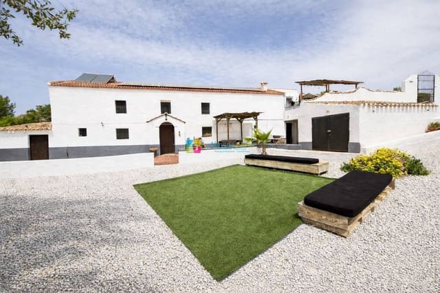 Finca/Casa Rural de 5 habitaciones en Arroyo Medina, Oria en venta con piscina - 485.000 € (Ref: 9807083)