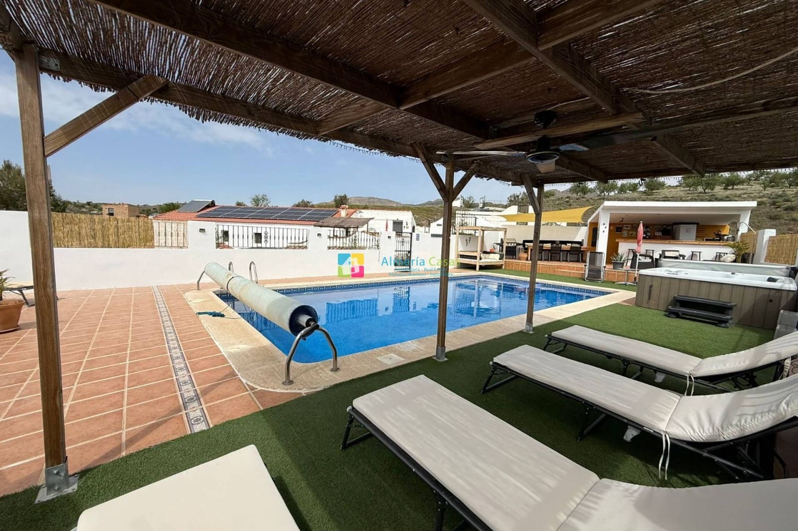Finca/Casa Rural de 5 habitaciones en Arroyo Medina en venta con piscina - 485.000 € (Ref: 9807083)