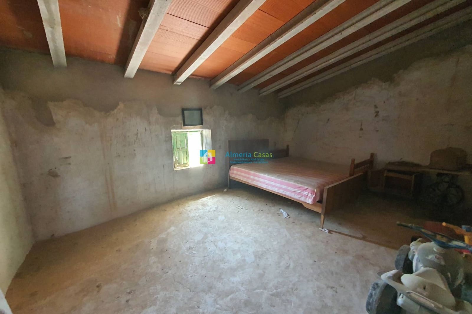 6 bedroom Finca/Country House for sale in La Concepcion - € 130,000 (Ref: 9814699)