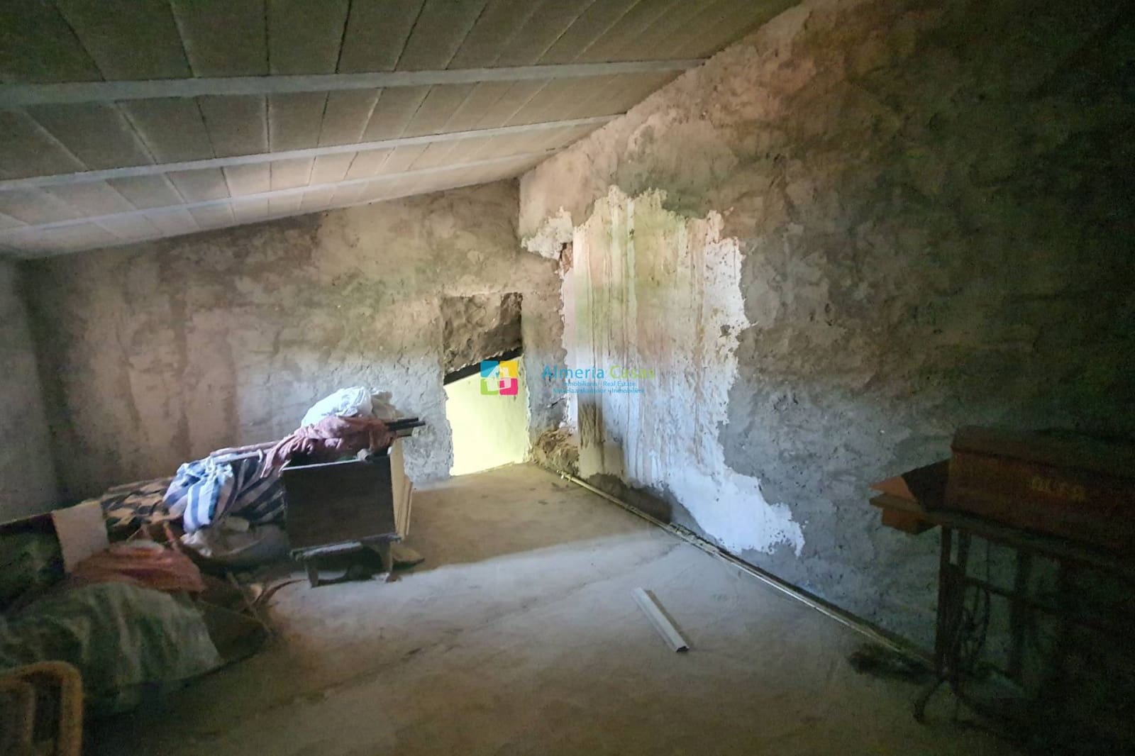 6 bedroom Finca/Country House for sale in La Concepcion - € 130,000 (Ref: 9814699)