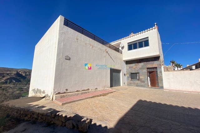 4 slaapkamer Huis te koop in Albox met zwembad - € 198.000 (Ref: 9814705)