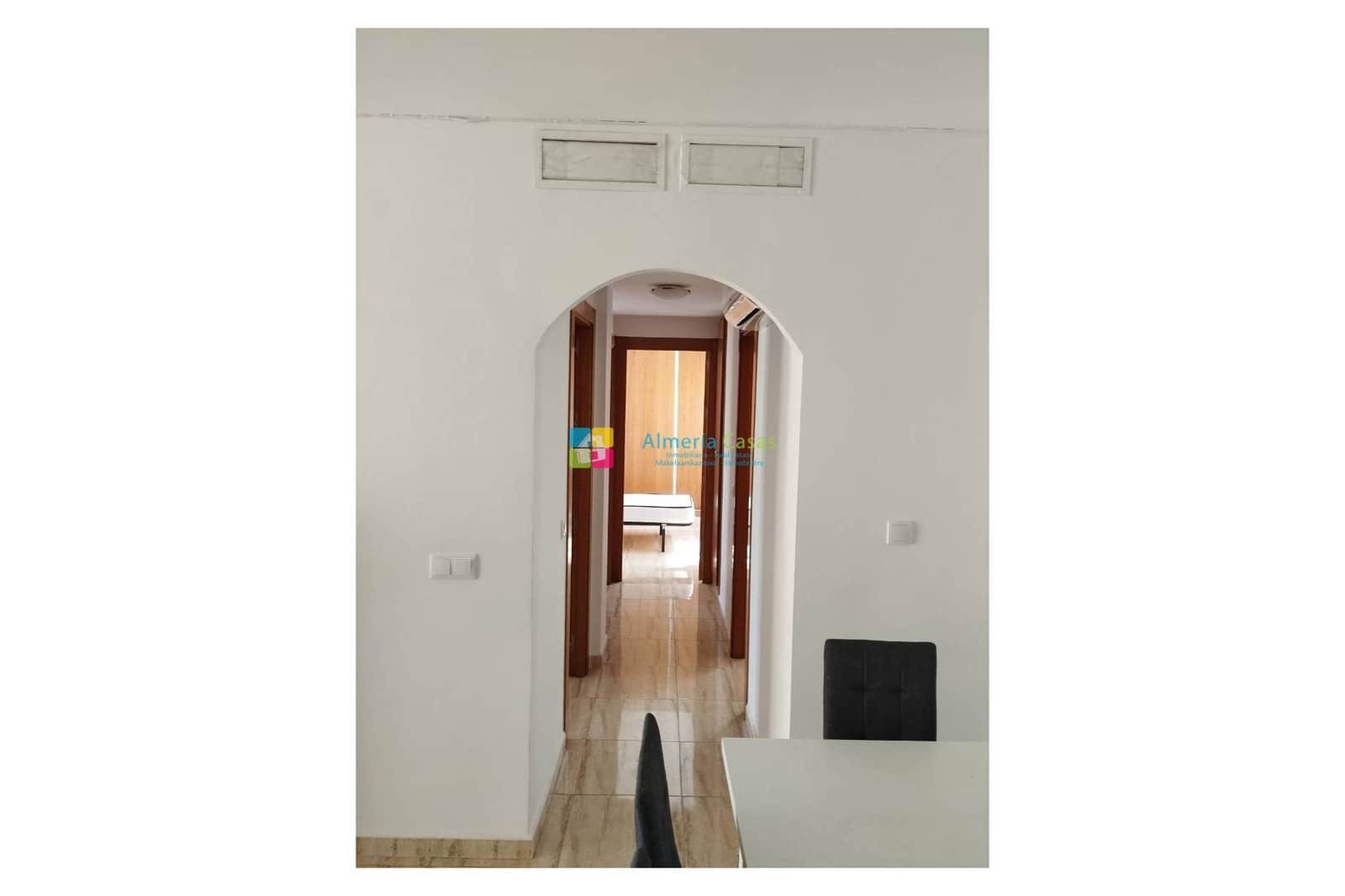 3 slaapkamer Appartement te huur in Albox met garage - € 650 (Ref: 9816120)