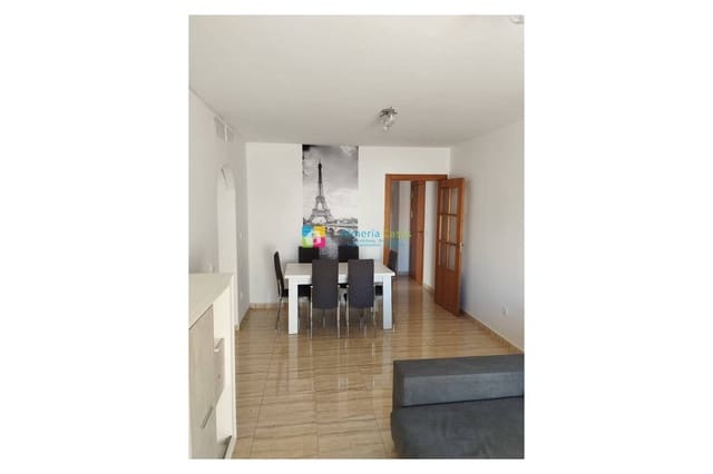 3 slaapkamer Appartement te huur in Albox met garage - € 650 (Ref: 9816120)