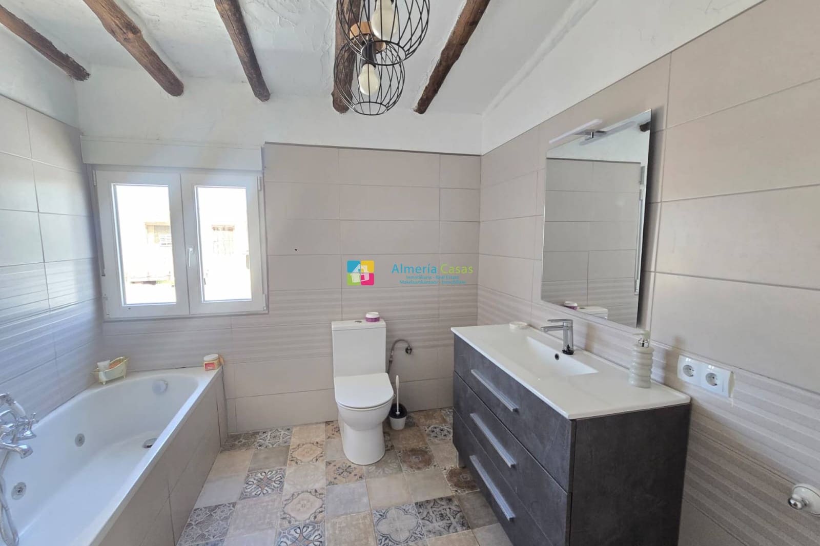 4 soverom Hus til salgs i Huercal-Overa med garasje - € 180 000 (Ref: 9818728)