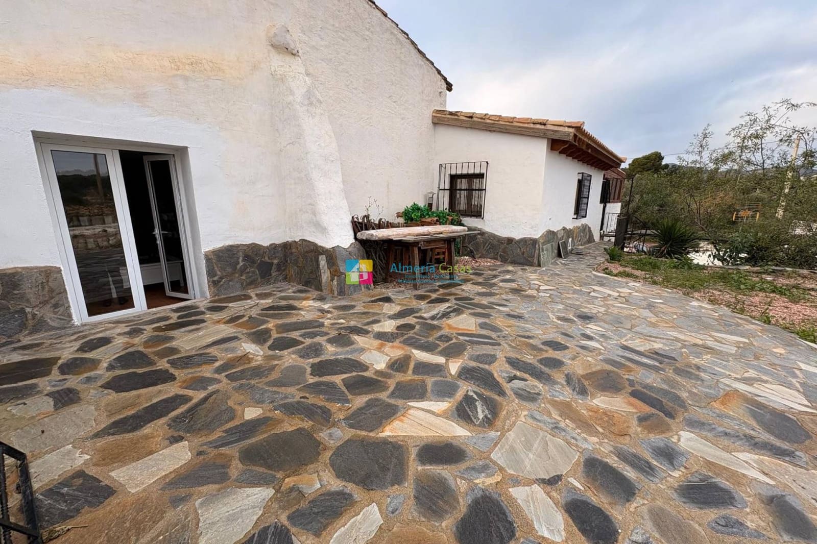 4 bedroom Finca/Country House for sale in La Piedra Amarilla - € 285,000 (Ref: 9829743)