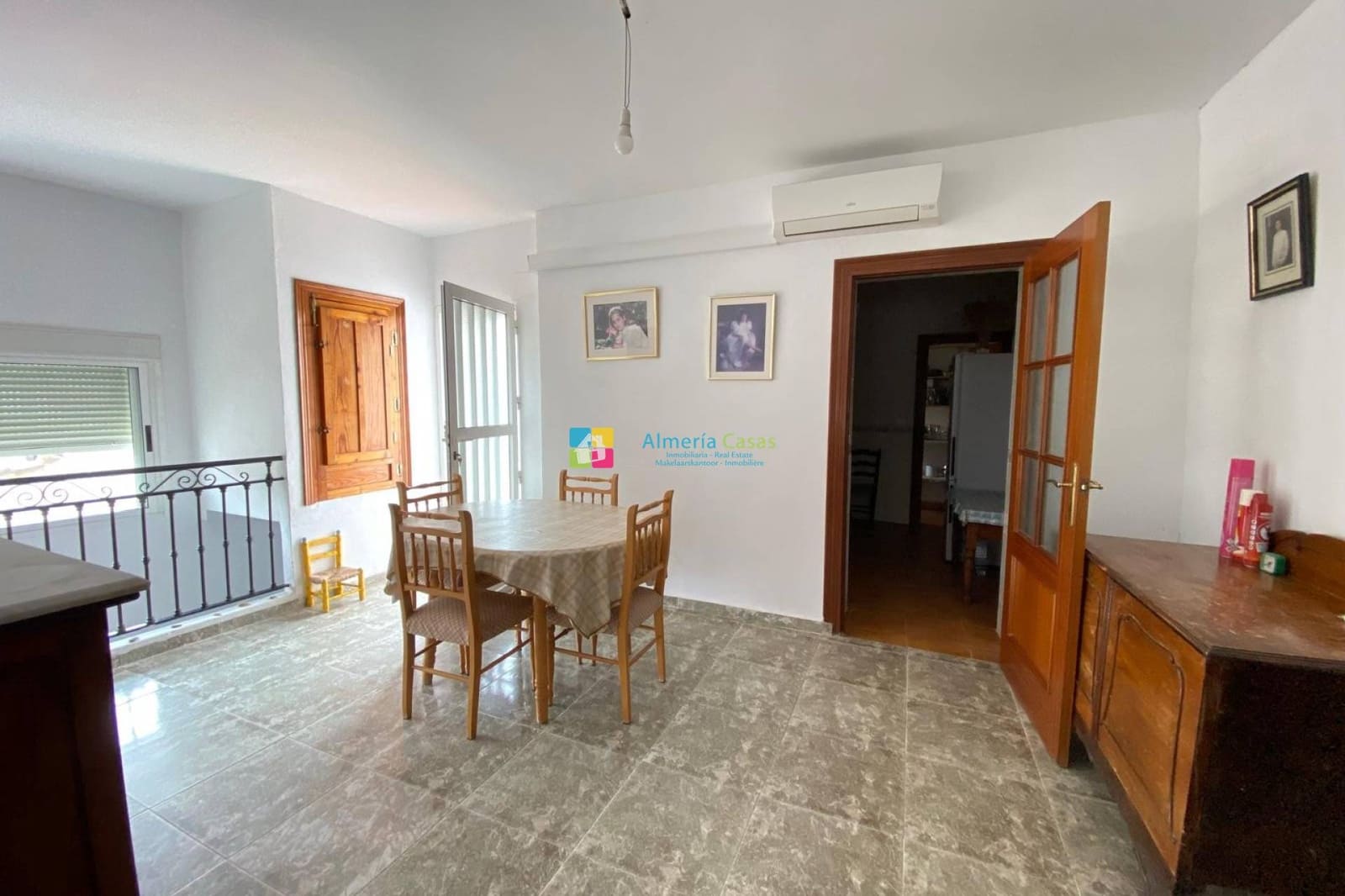 8 soveværelse Byhus til salg i Albanchez - € 89.000 (Ref: 9829744)