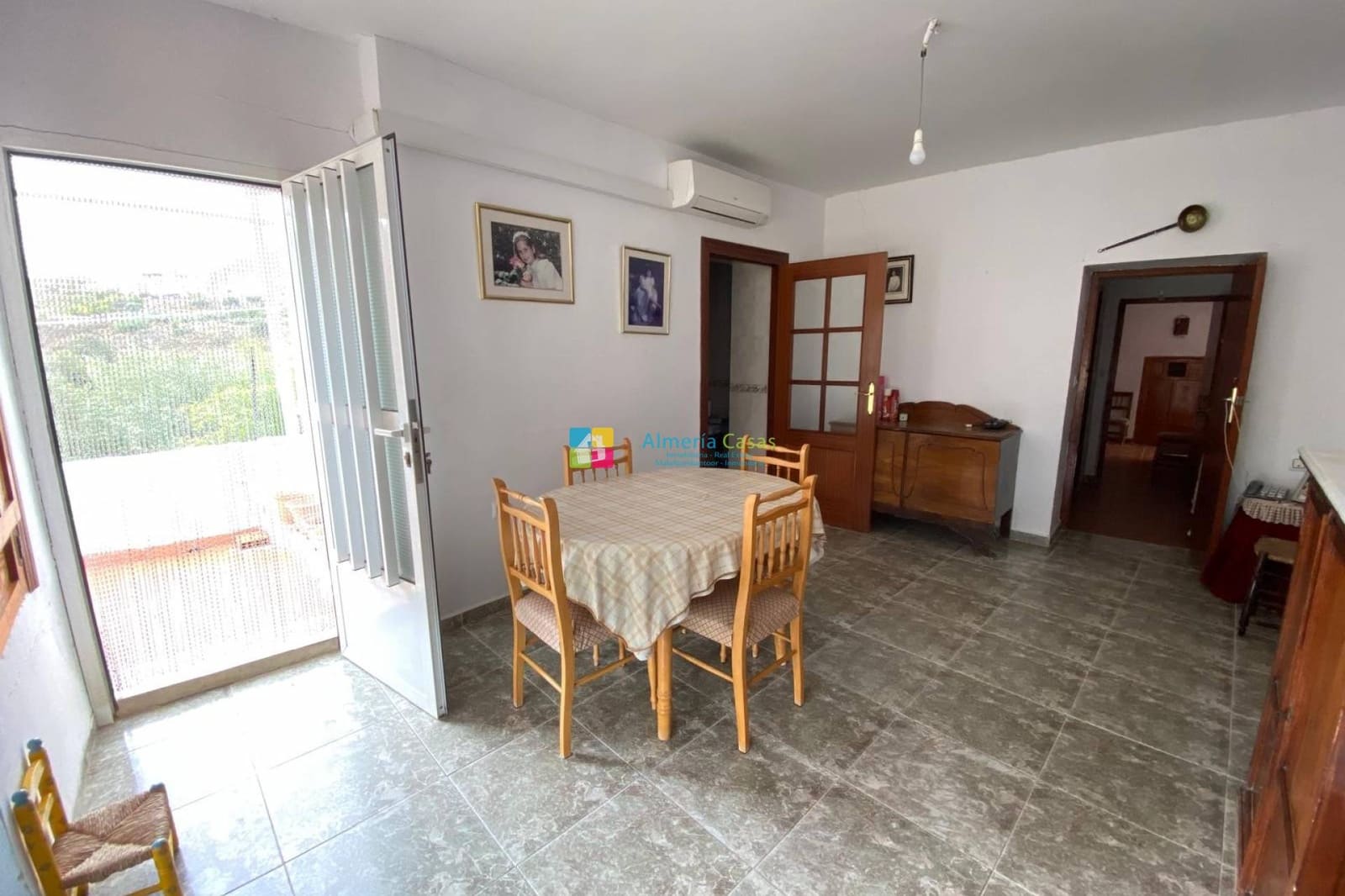 8 soveværelse Byhus til salg i Albanchez - € 89.000 (Ref: 9829744)