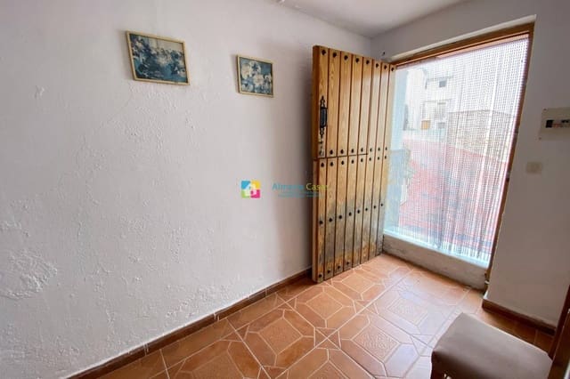 8 soveværelse Byhus til salg i Albanchez - € 89.000 (Ref: 9829744)