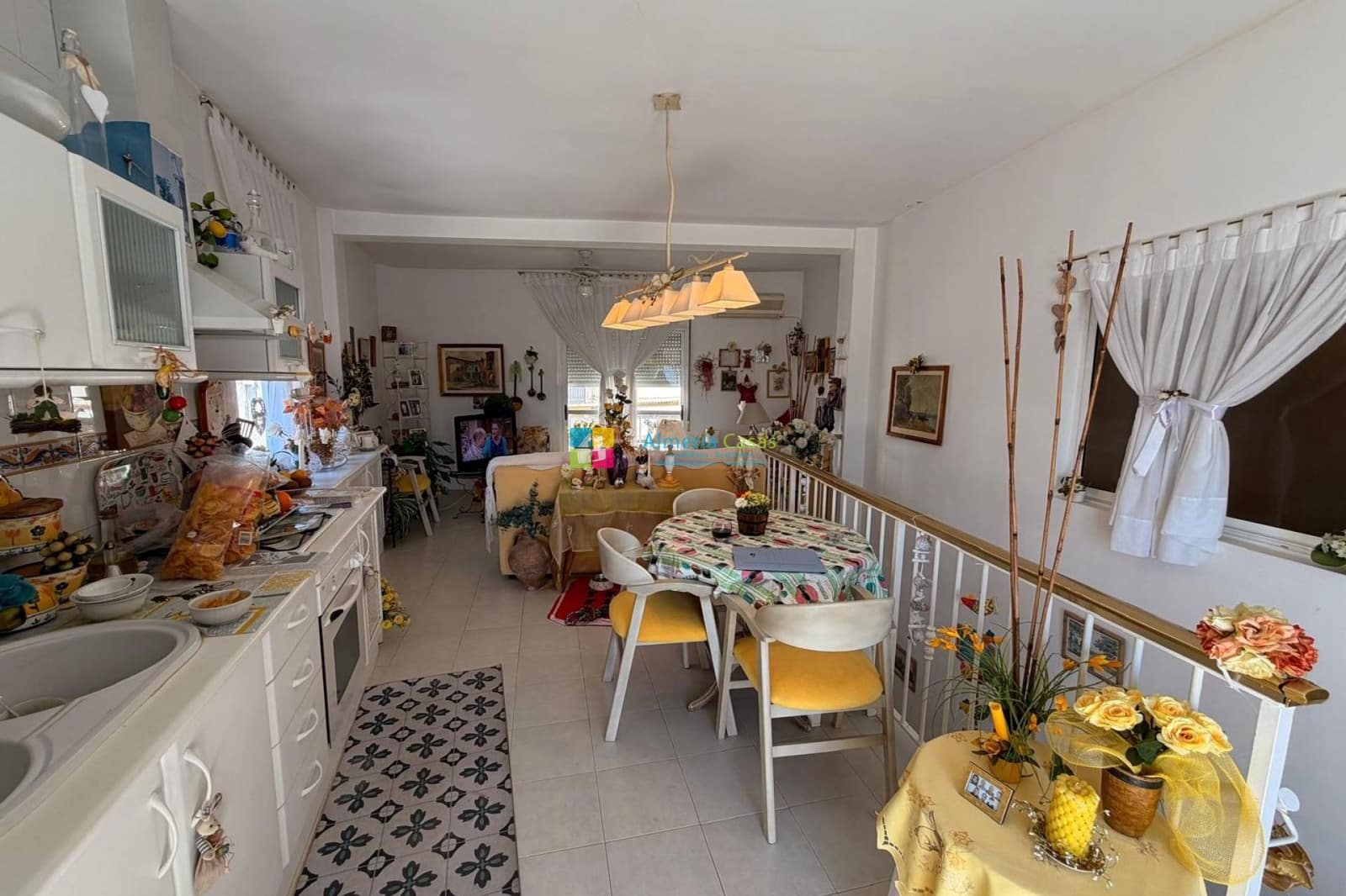 5 makuuhuone Omakotitalo myytävänä paikassa Lucar mukana 
autotalli - 149 950 € (Ref: 9830007)