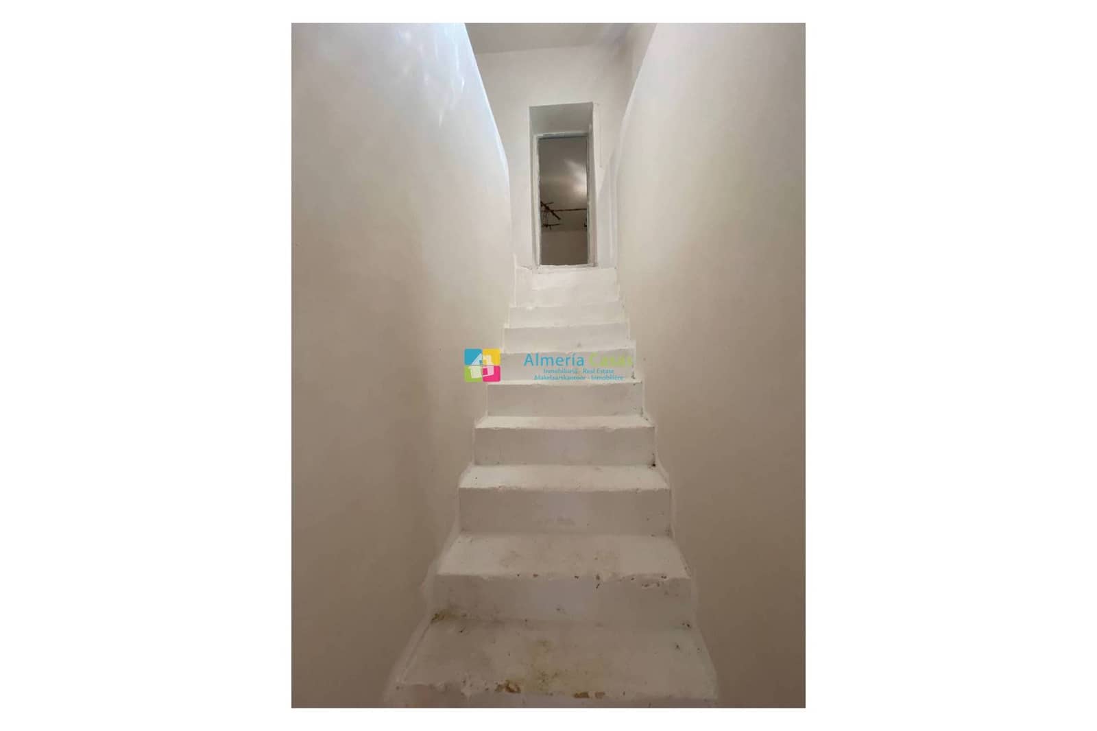 4 slaapkamer Finca/Landhuis te koop in Albox - € 190.000 (Ref: 9832288)