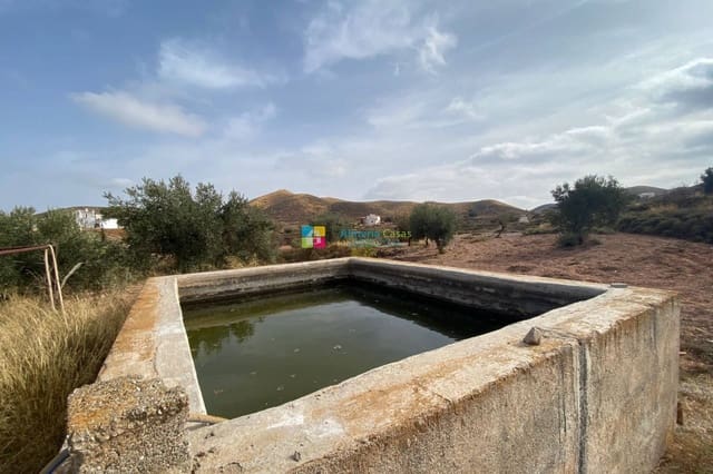 4 slaapkamer Finca/Landhuis te koop in Albox - € 190.000 (Ref: 9832288)