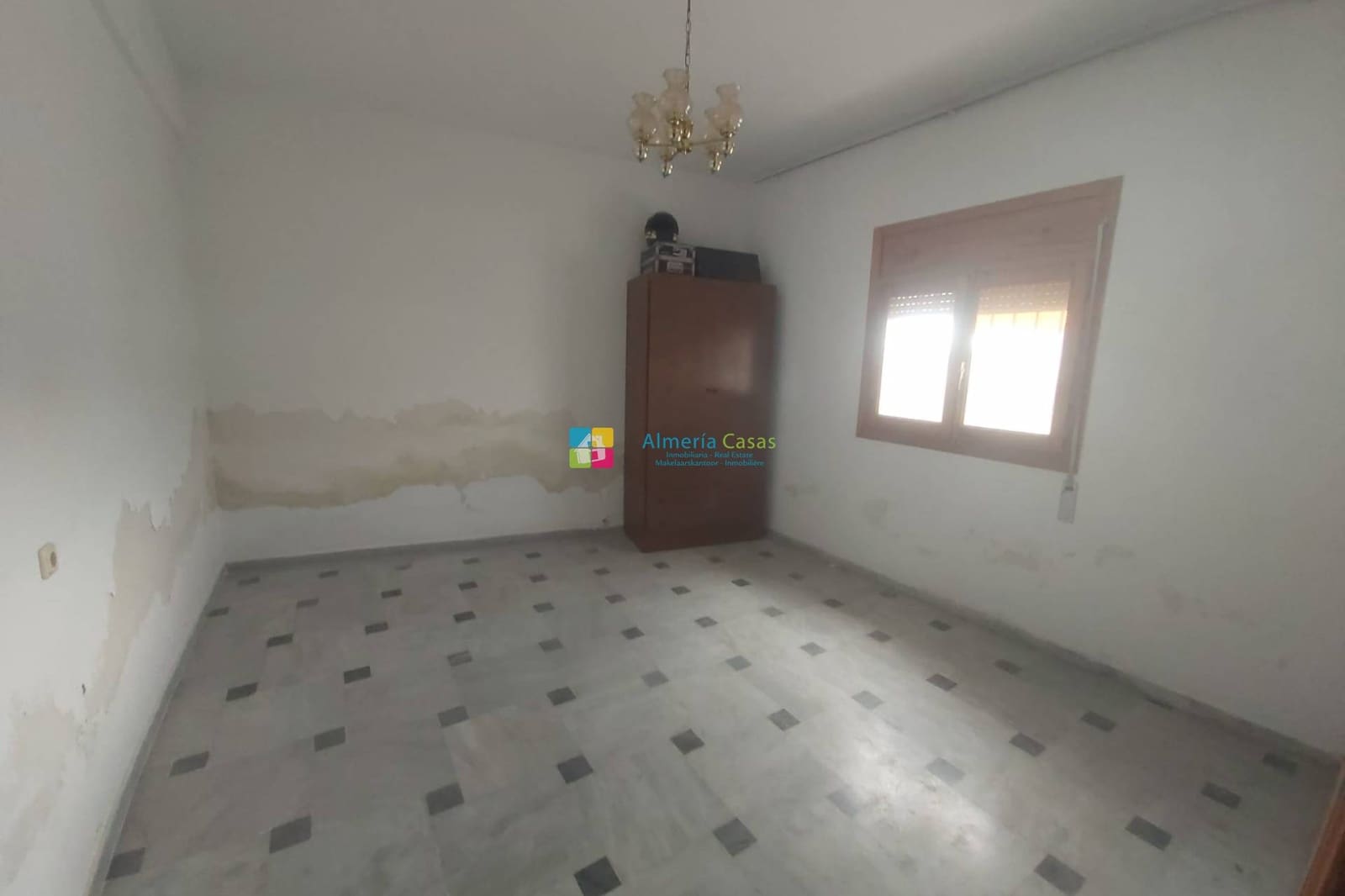 6 chambre Maison de Ville à vendre à Fines - 92 000 € (Ref: 9832289)