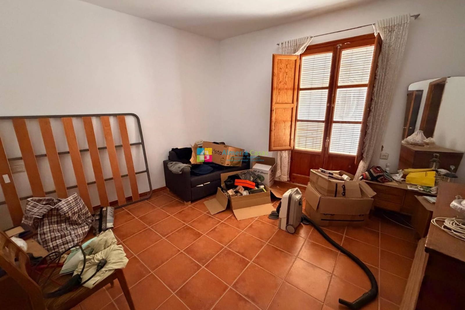 Casa de 4 habitaciones en Albanchez en venta - 35.000 € (Ref: 9832736)