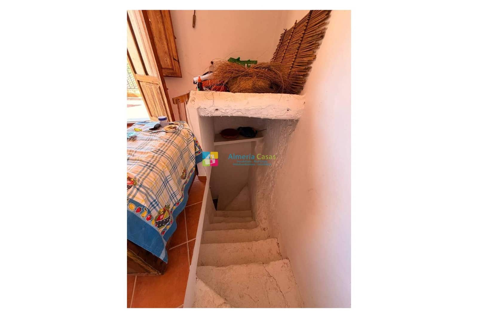 Casa de 4 habitaciones en Albanchez en venta - 35.000 € (Ref: 9832736)