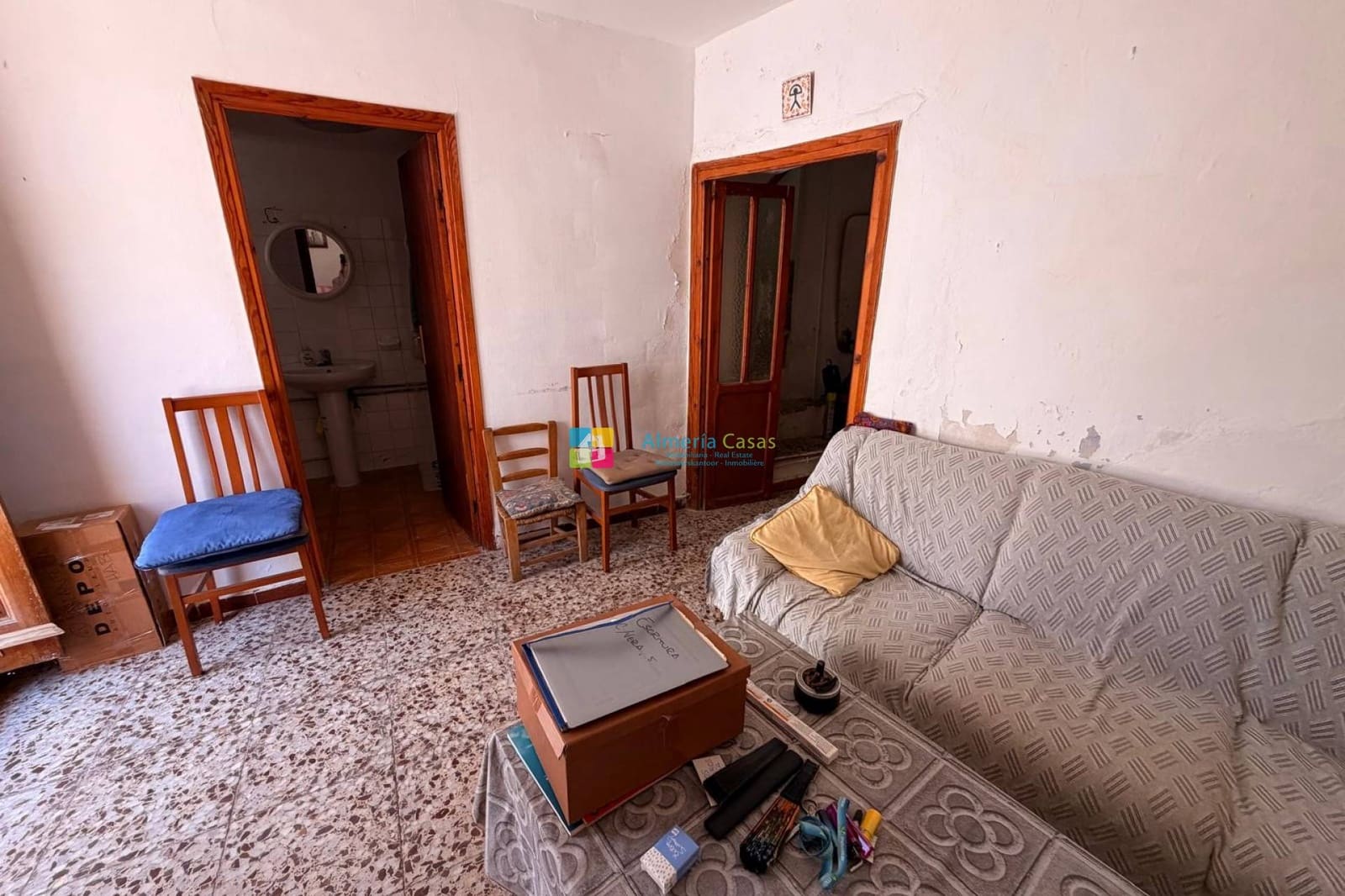 Casa de 4 habitaciones en Albanchez en venta - 35.000 € (Ref: 9832736)