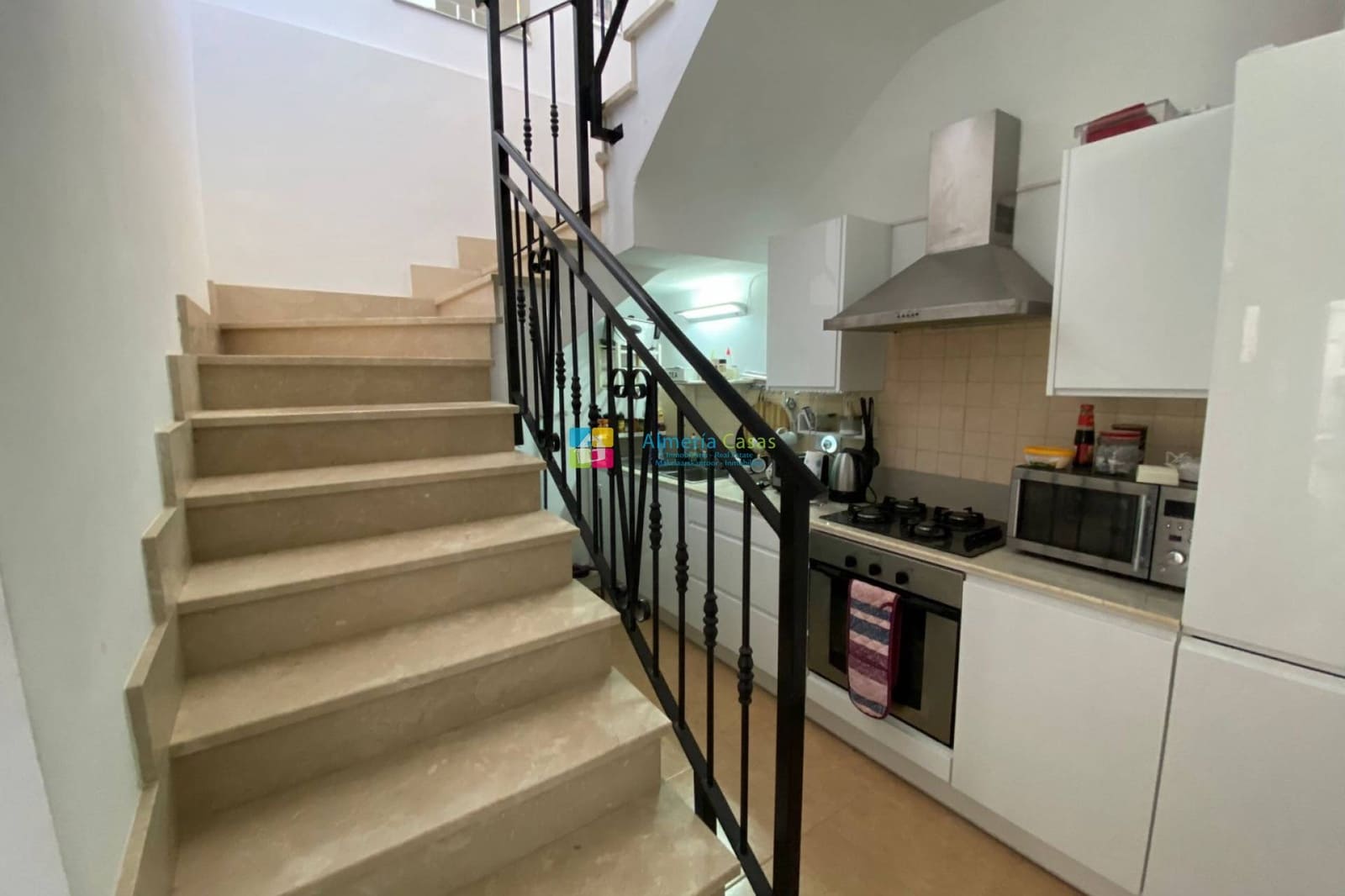 4 bedroom Villa for sale in Arboleas with pool - € 330,000 (Ref: 9832738)