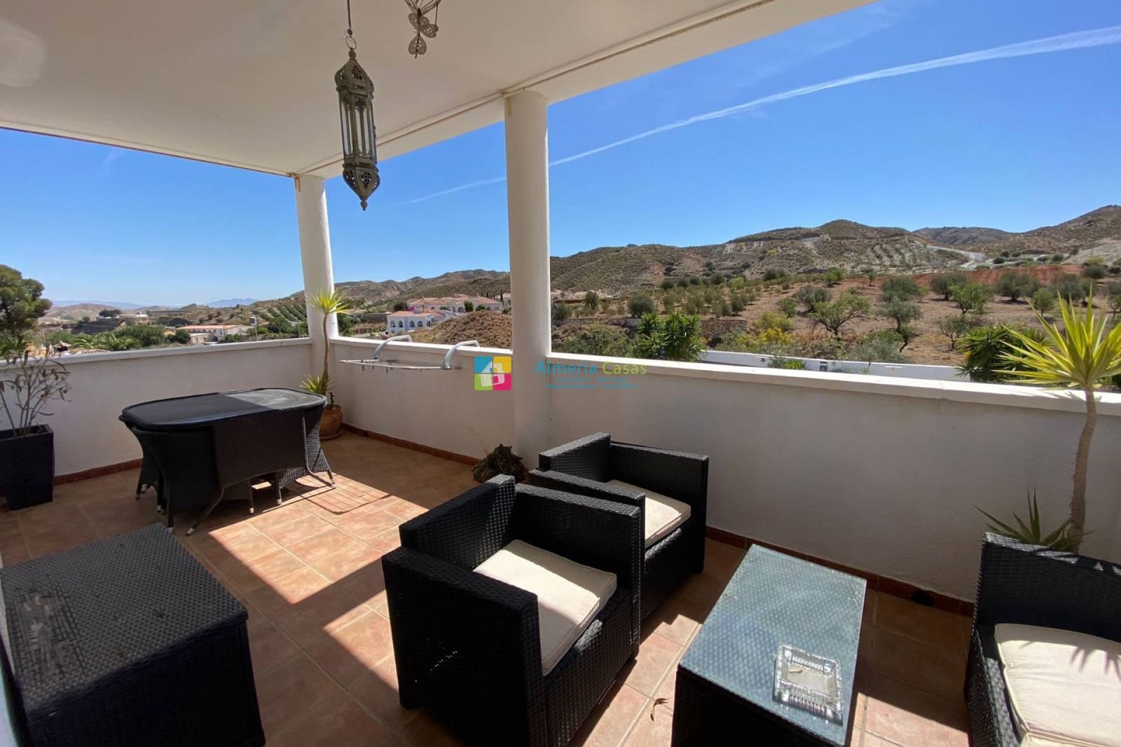 4 bedroom Villa for sale in Arboleas with pool - € 330,000 (Ref: 9832738)