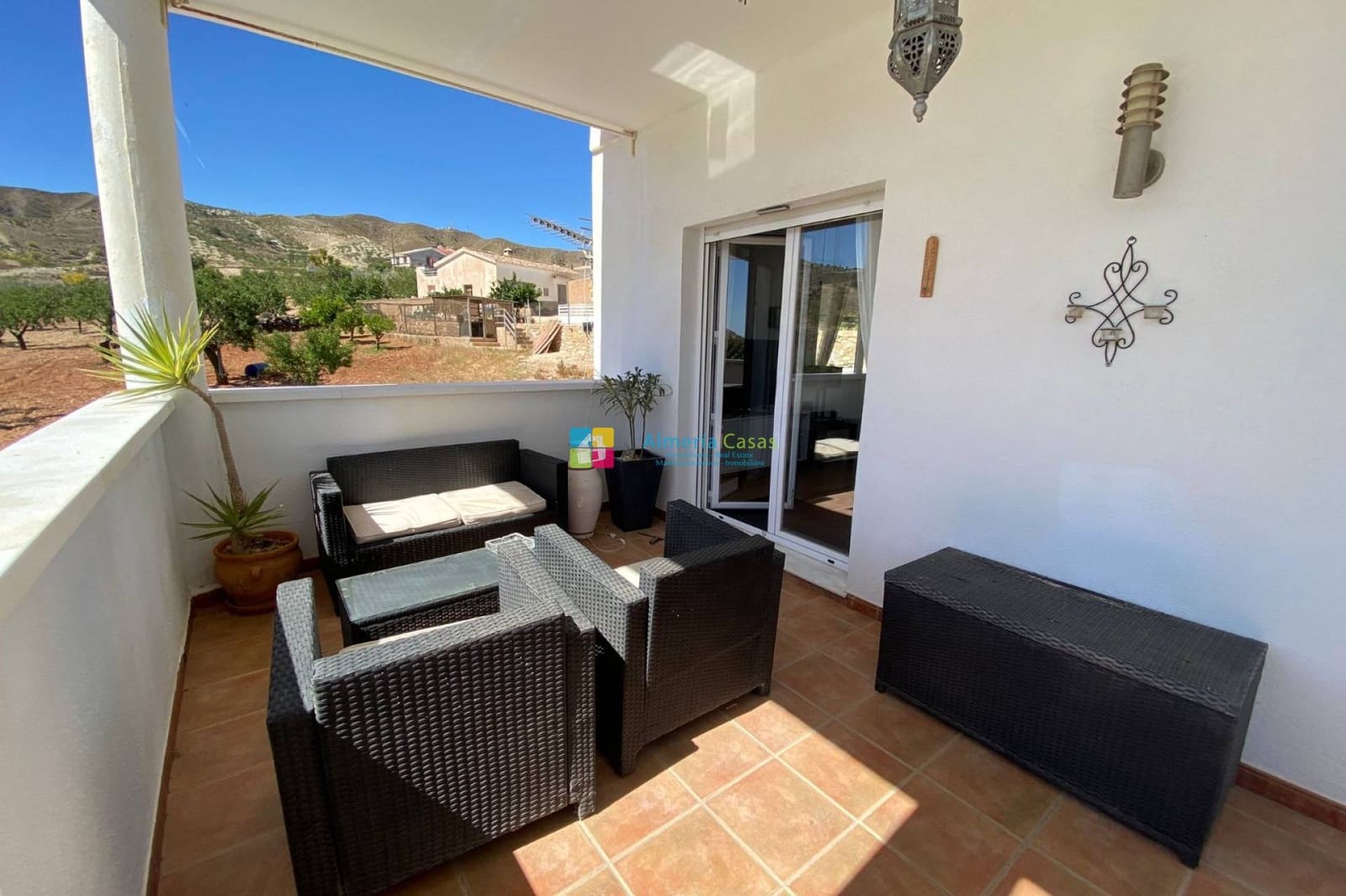 4 bedroom Villa for sale in Arboleas with pool - € 330,000 (Ref: 9832738)