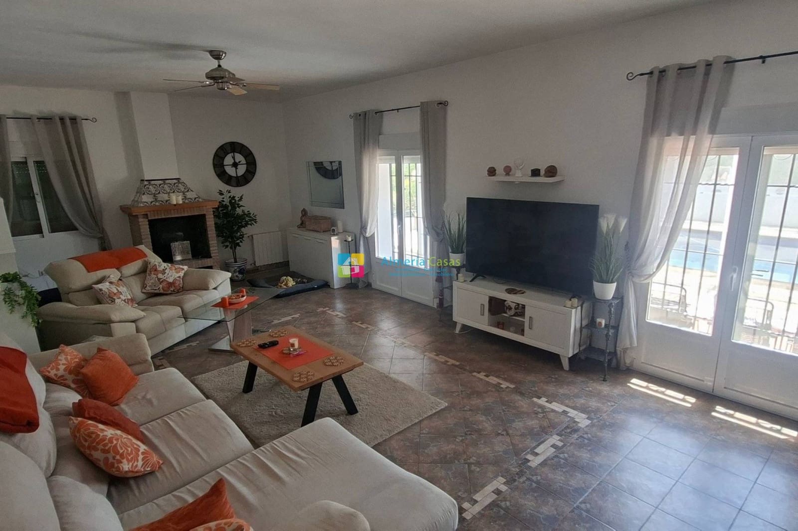 4 bedroom Finca/Country House for sale in Huercal-Overa with pool - € 349,000 (Ref: 9844198)
