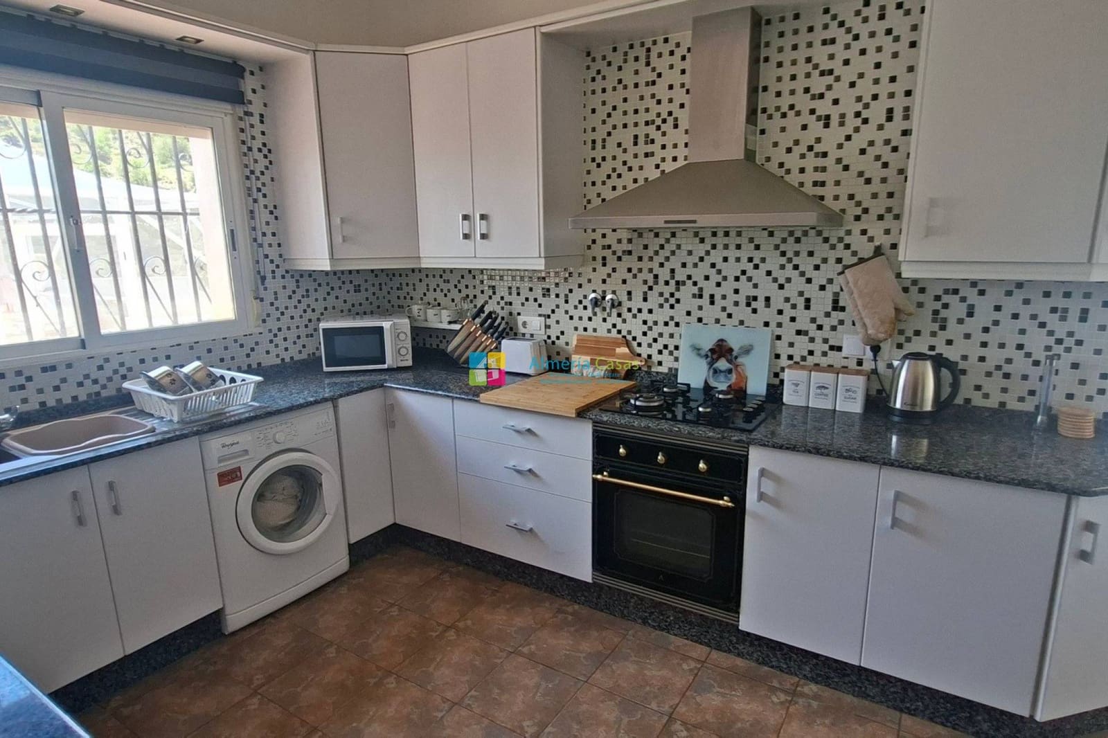 4 bedroom Finca/Country House for sale in Huercal-Overa with pool - € 349,000 (Ref: 9844198)