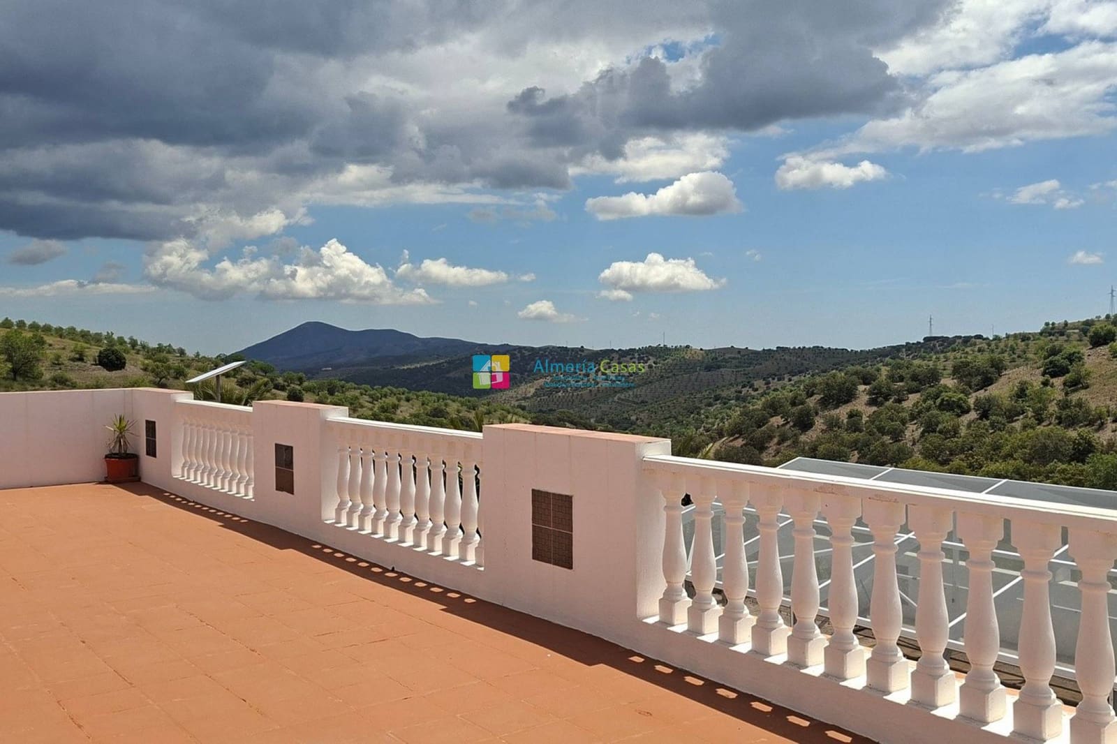 4 bedroom Finca/Country House for sale in Huercal-Overa with pool - € 349,000 (Ref: 9844198)