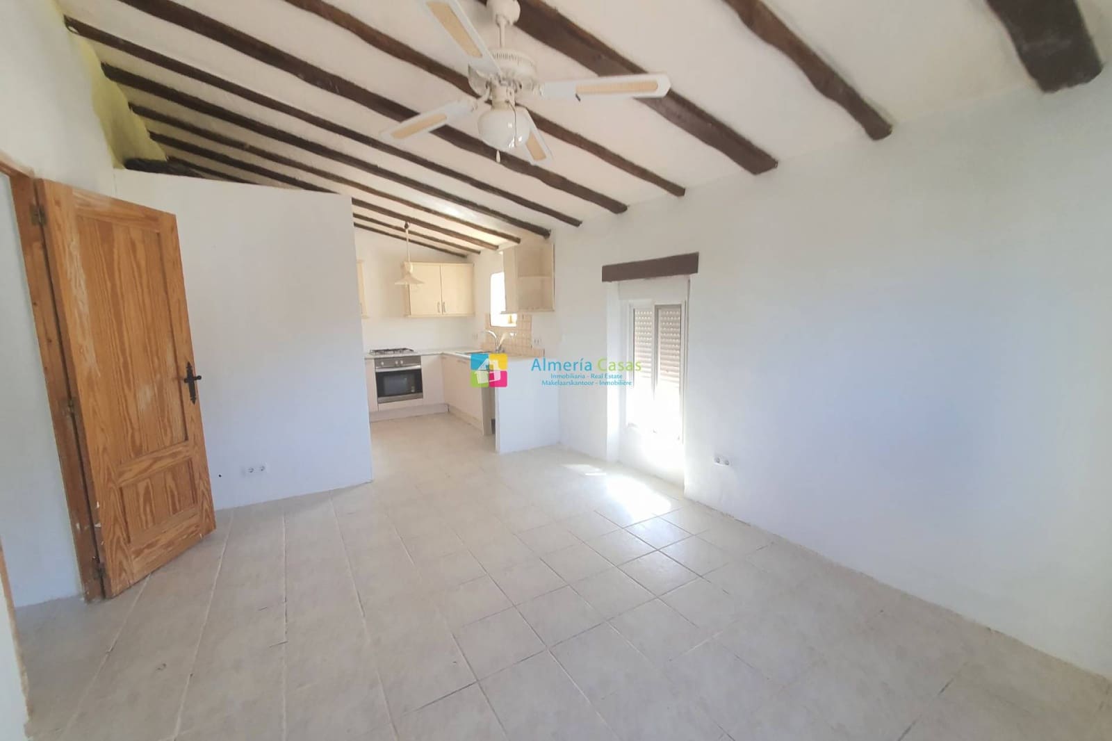 4 bedroom Finca/Country House for sale in Albanchez - € 174,995 (Ref: 9847841)