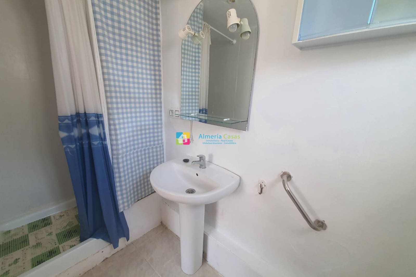 4 bedroom Finca/Country House for sale in Albanchez - € 174,995 (Ref: 9847841)
