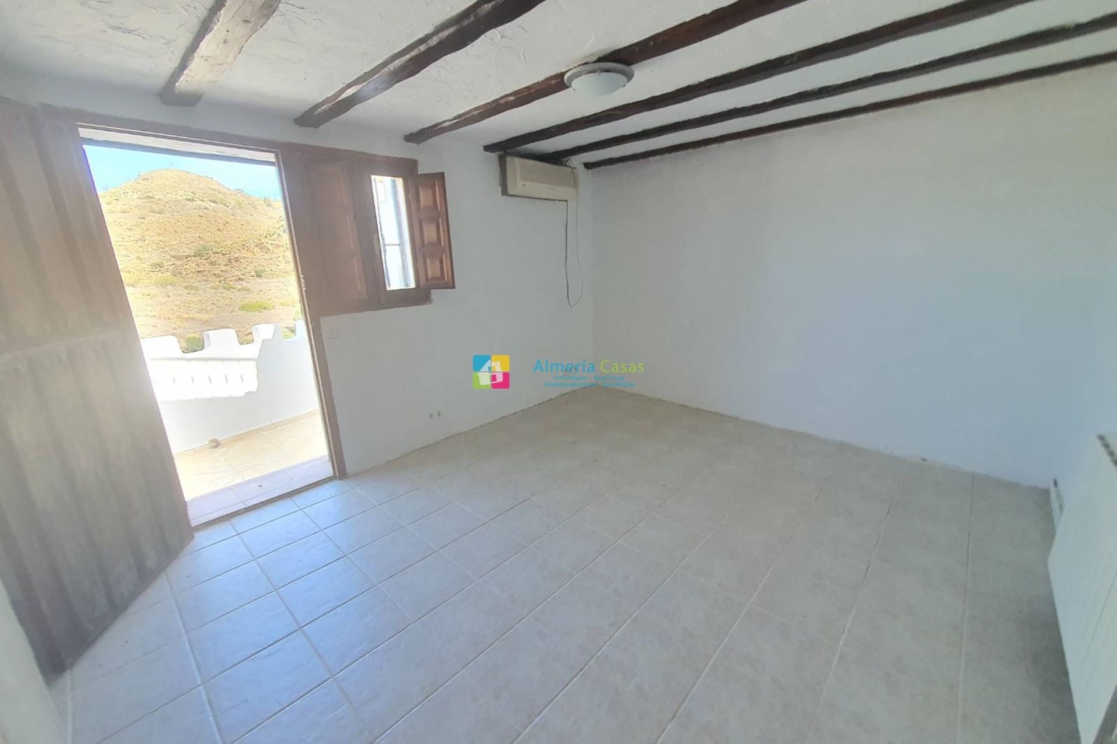 4 bedroom Finca/Country House for sale in Albanchez - € 174,995 (Ref: 9847841)