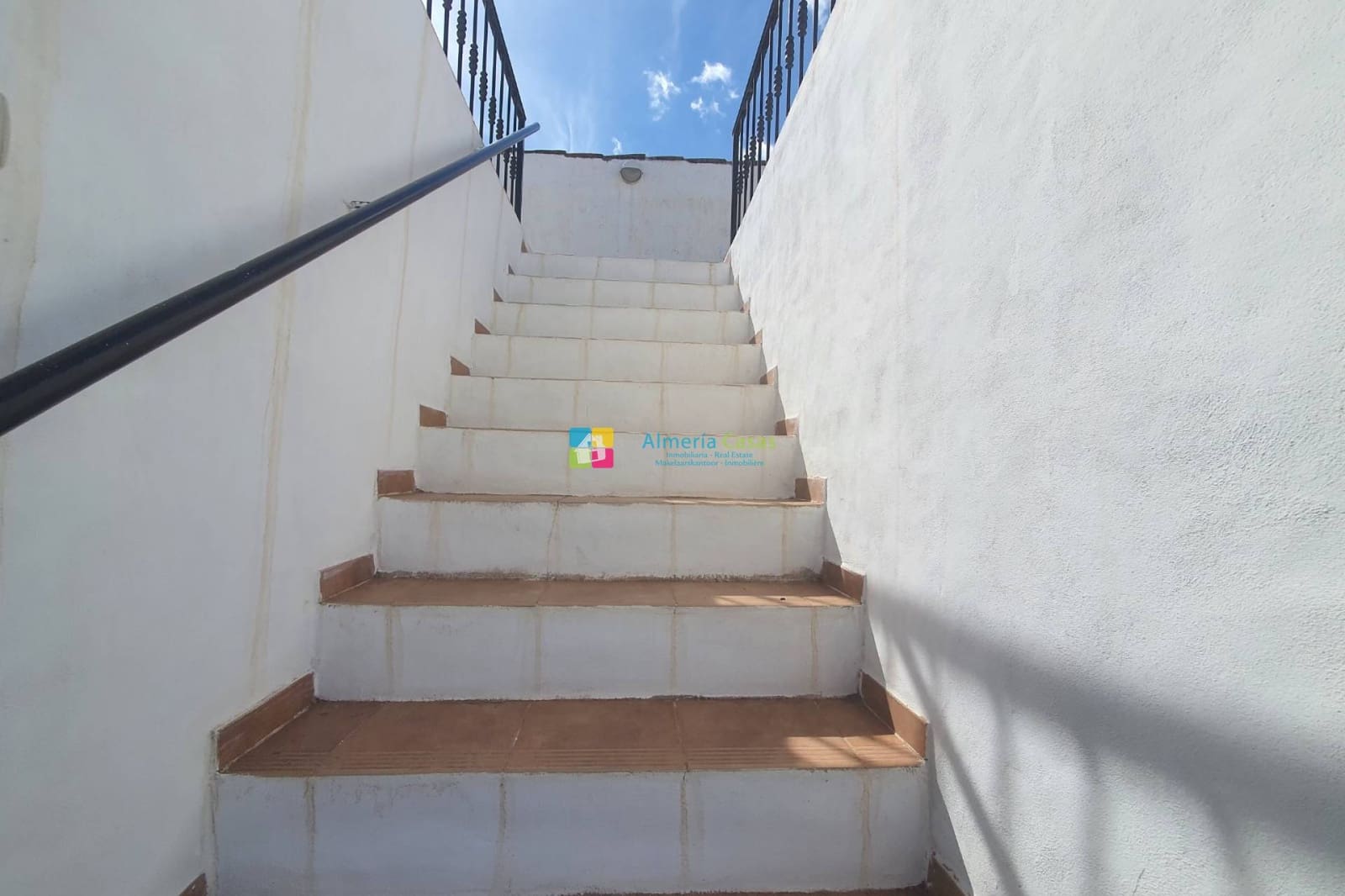 4 bedroom Finca/Country House for sale in Albanchez - € 174,995 (Ref: 9847841)