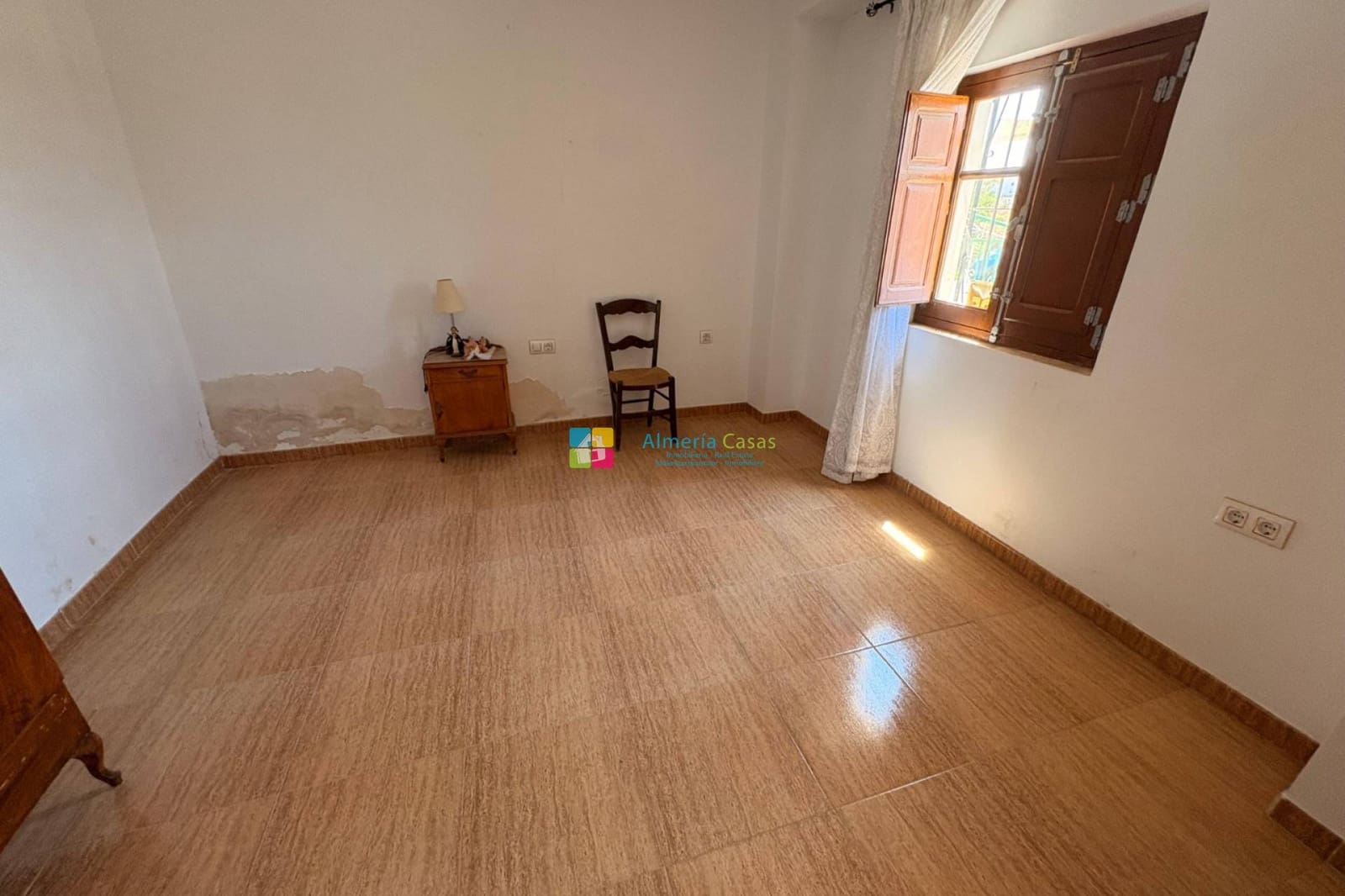 Casa de 3 habitaciones en Huércal-Overa en venta - 89.000 € (Ref: 9848100)