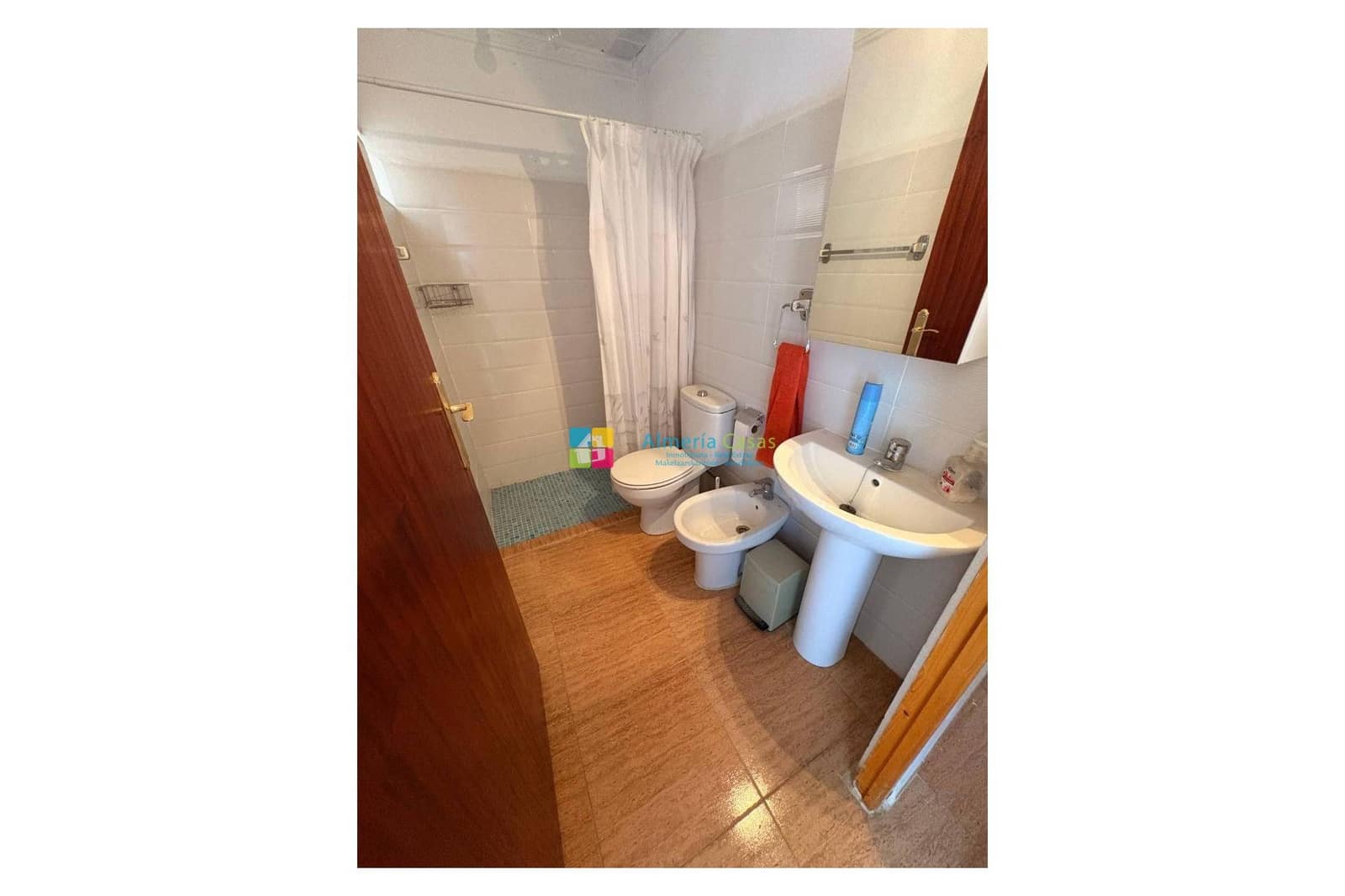 Casa de 3 habitaciones en Huércal-Overa en venta - 89.000 € (Ref: 9848100)