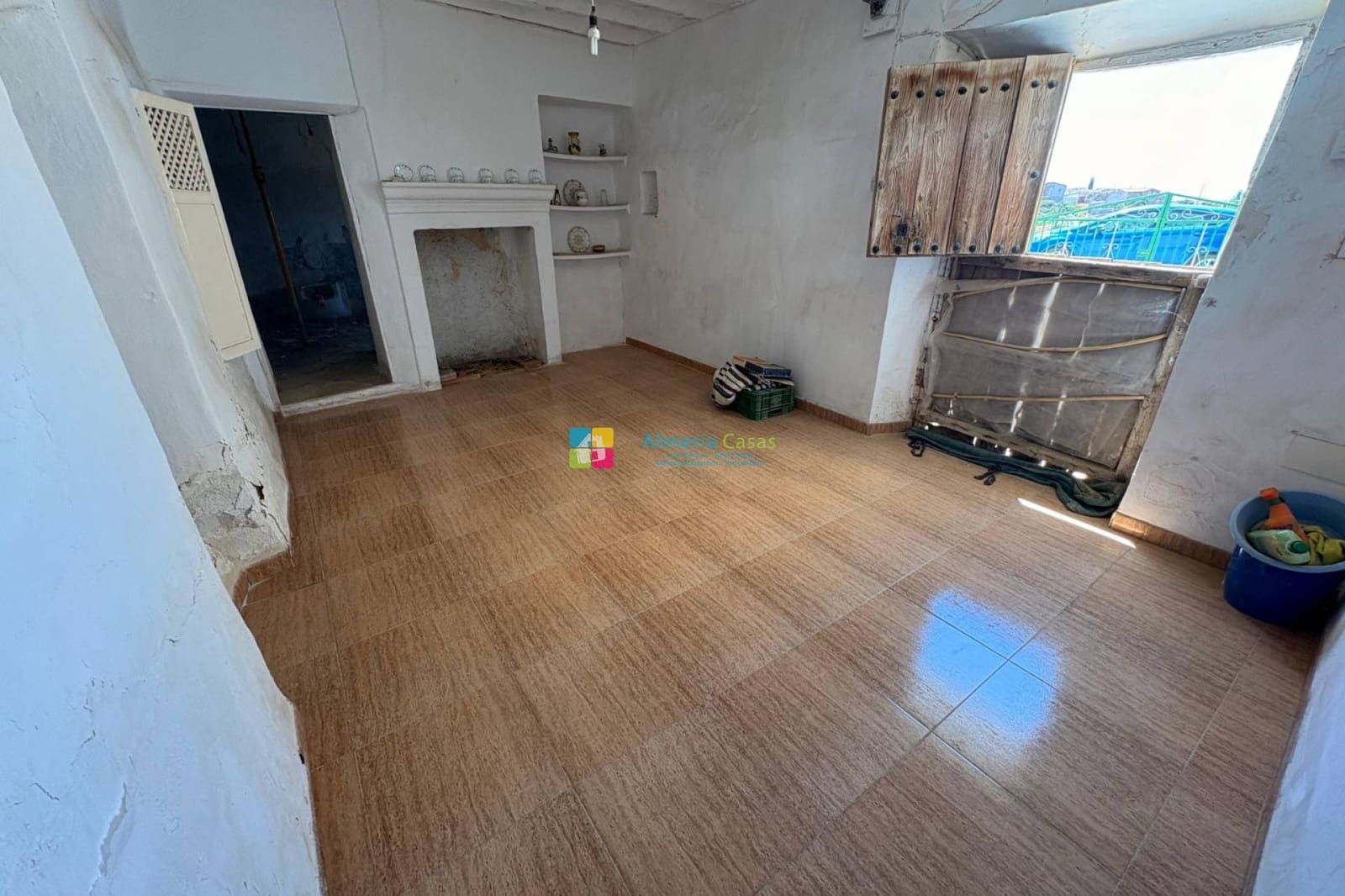 Casa de 3 habitaciones en Huércal-Overa en venta - 89.000 € (Ref: 9848100)