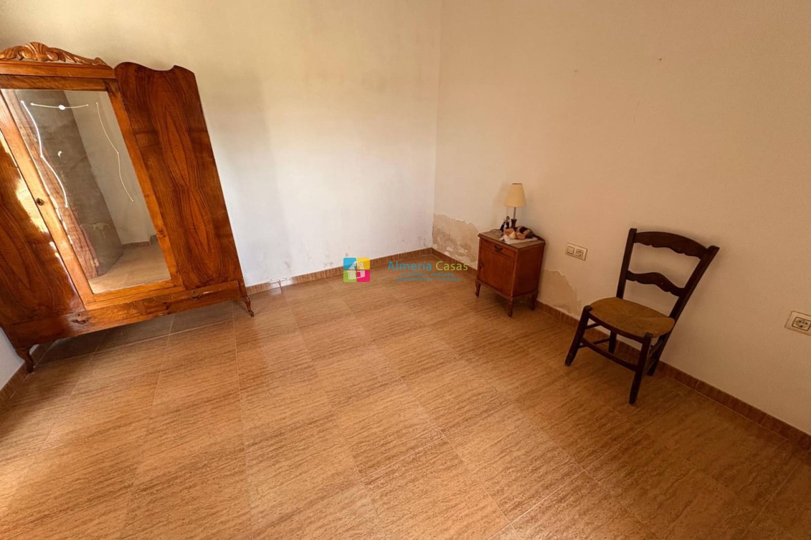 Casa de 3 habitaciones en Huércal-Overa en venta - 89.000 € (Ref: 9848100)