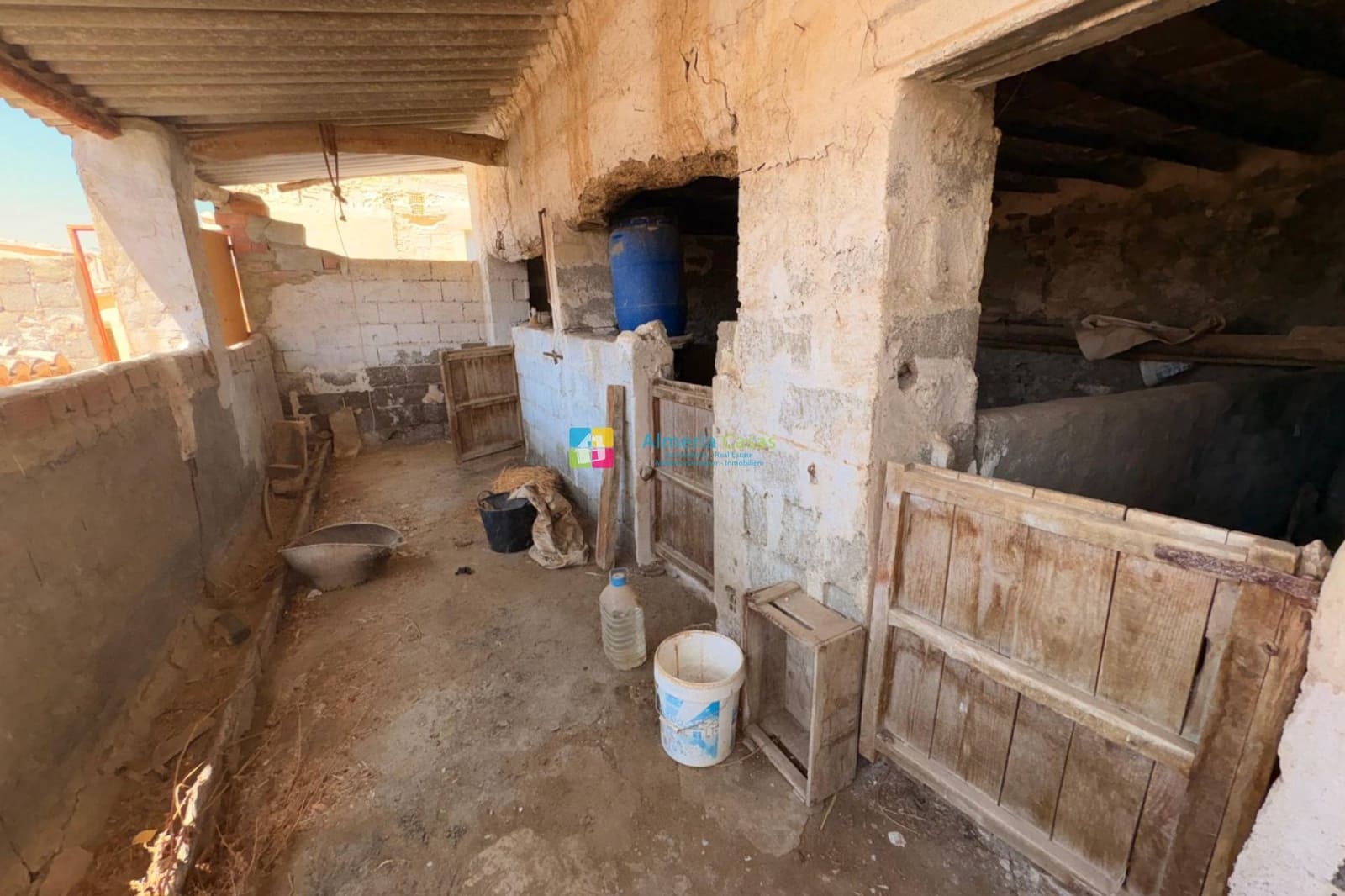 Casa de 3 habitaciones en Huércal-Overa en venta - 89.000 € (Ref: 9848100)