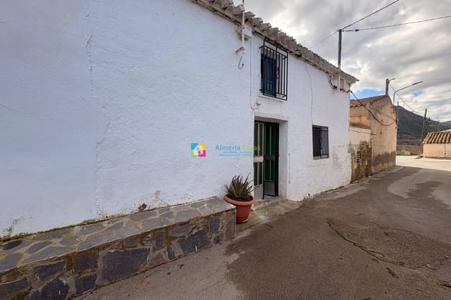 5 Zimmer Haus zu verkaufen in Oria - 73.000 € (Ref: 9854397)