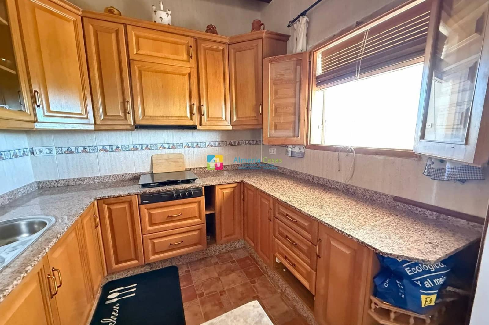 2 Zimmer Finca/Landgut zu verkaufen in Huercal-Overa mit Pool - 175.000 € (Ref: 9858417)