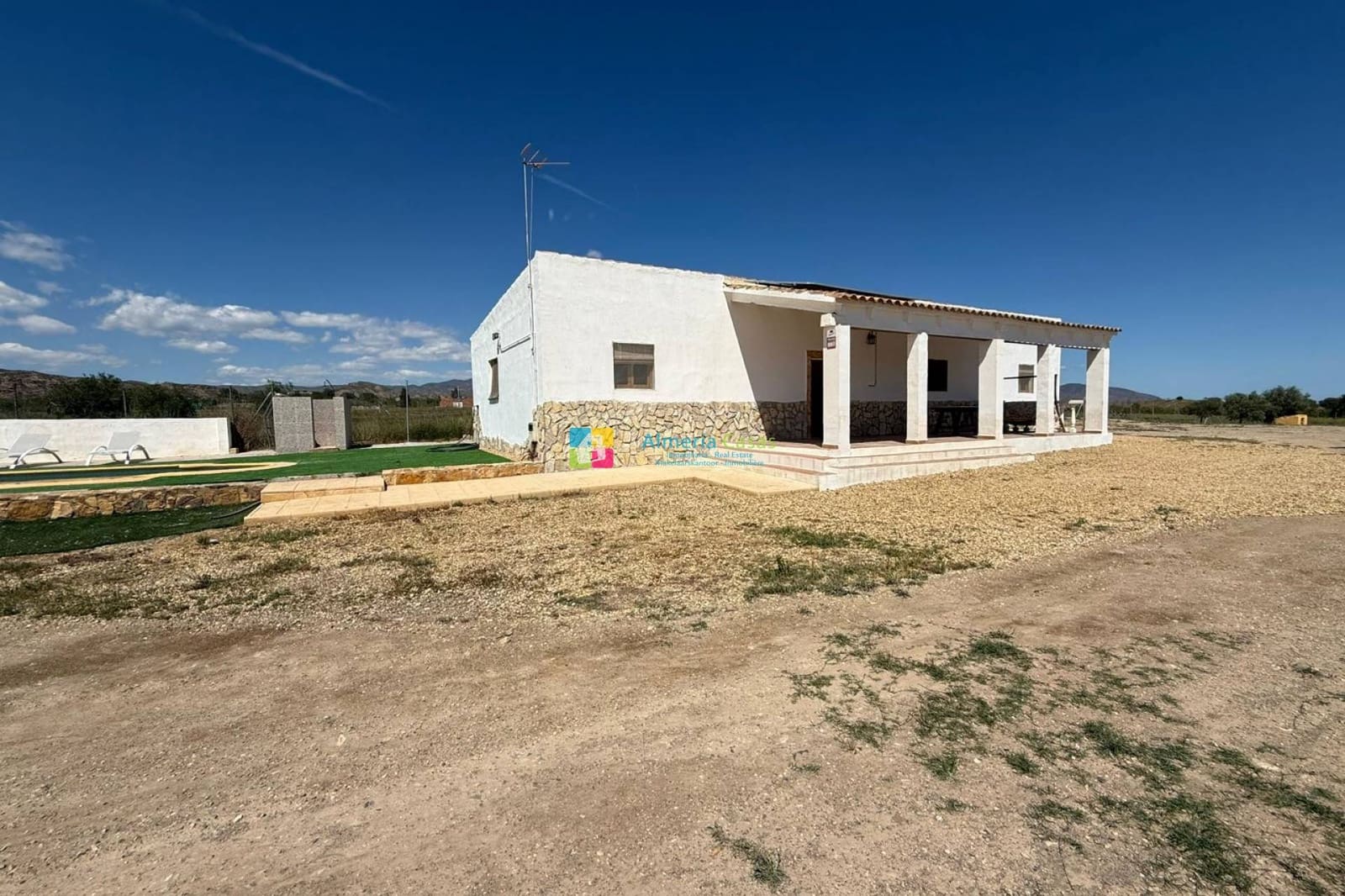2 Zimmer Finca/Landgut zu verkaufen in Huercal-Overa mit Pool - 175.000 € (Ref: 9858417)