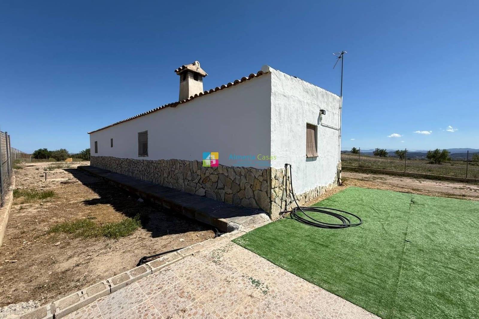 2 Zimmer Finca/Landgut zu verkaufen in Huercal-Overa mit Pool - 175.000 € (Ref: 9858417)