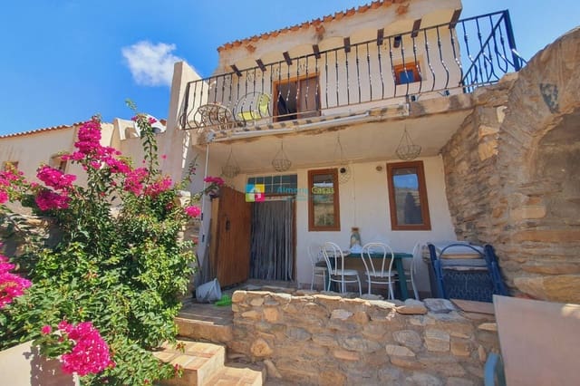 3 slaapkamer Finca/Landhuis te koop in Albanchez - € 84.500 (Ref: 9858422)