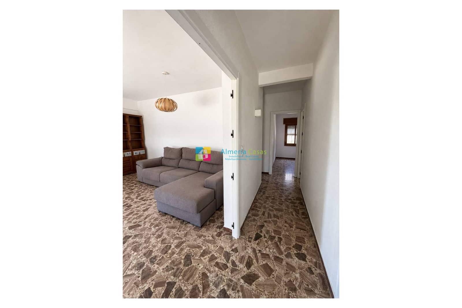 4 sypialnia Finka/Dom wiejski do wynajęcia w Sufli z garażem - 600 € (Ref: 9860948)
