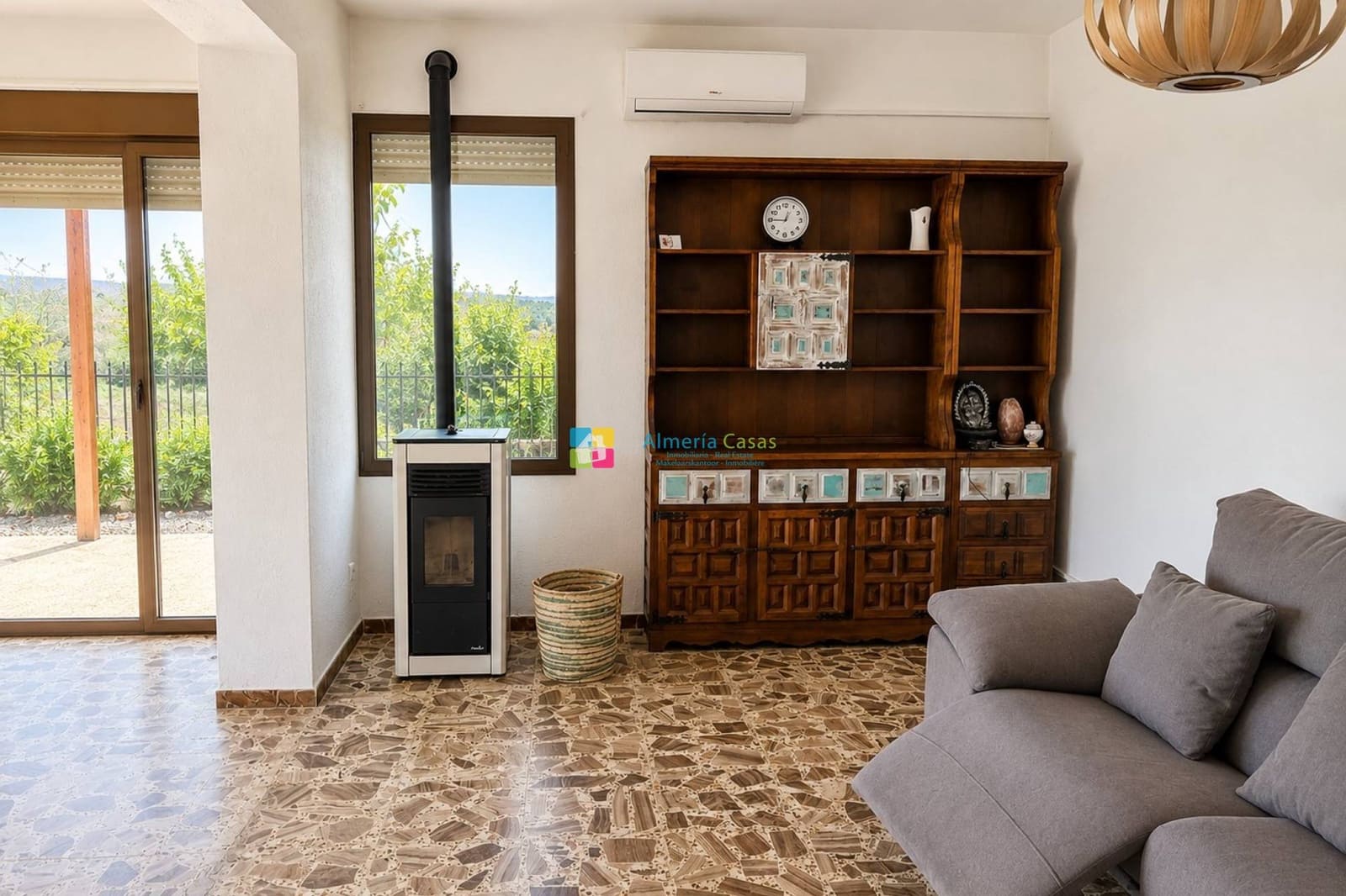 4 sypialnia Finka/Dom wiejski do wynajęcia w Sufli z garażem - 600 € (Ref: 9860948)