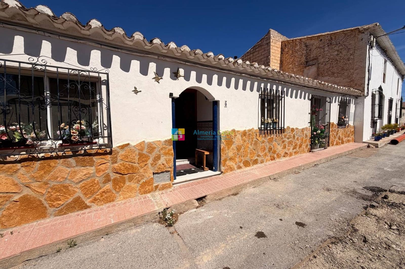 3 slaapkamer Huis te koop in Almanzora - € 109.995 (Ref: 9865508)